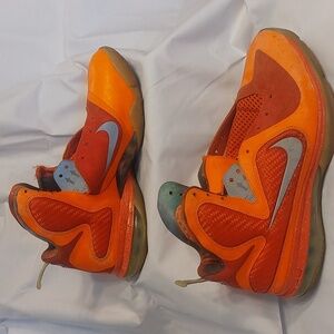 Nike LeBron 9 Big Bang Sneakers Size 11